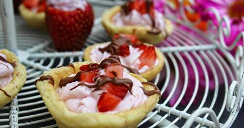 Yoplait Greek 100 Whips Cookie Cups and a Cash Giveaway!