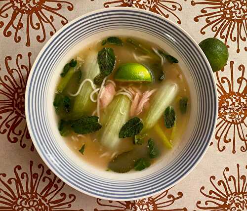 Healthy chicken pho soup recipe