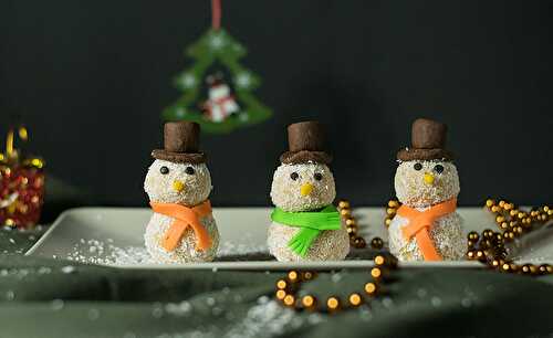 Xmas white chocolate truffle snowmen