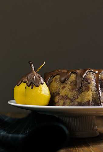 Marble semolina cake with poached pears (Halva)