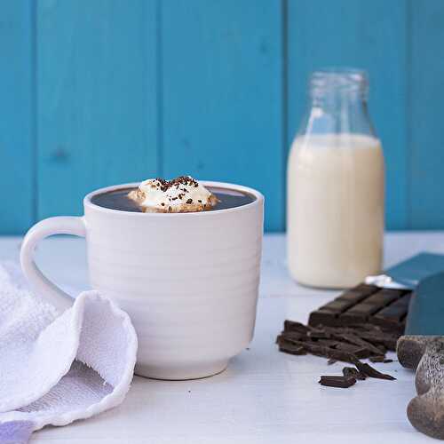 How to make thick & velvety French hot chocolate (Chocolat Chaud)