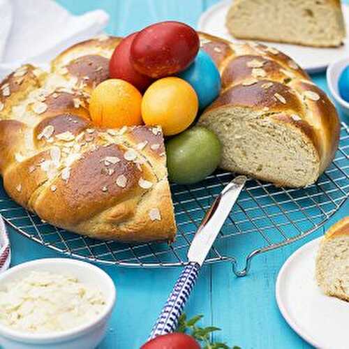Greek Easter sweet bread with olive oil (Tsoureki)
