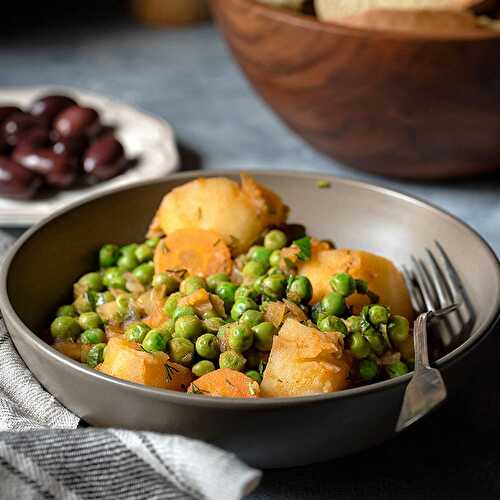 Greek pea and potato stew (Vegan)
