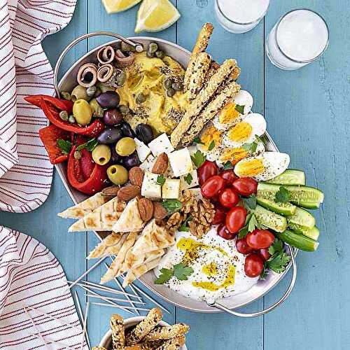 Greek meze platter (How to make it at home)