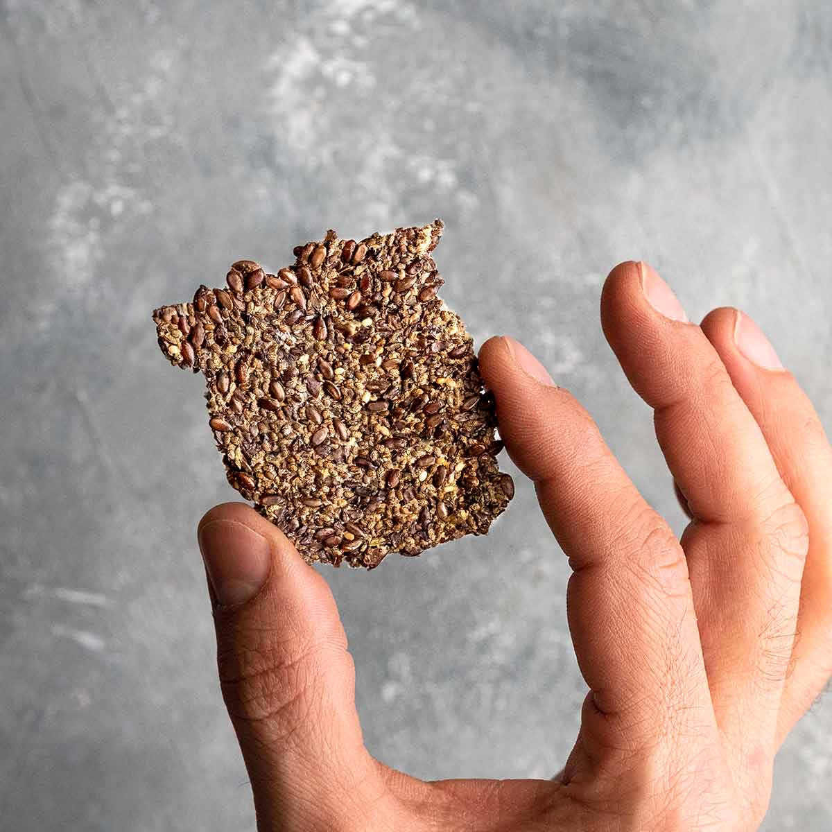 Easy flaxseed crackers (with chia seeds)