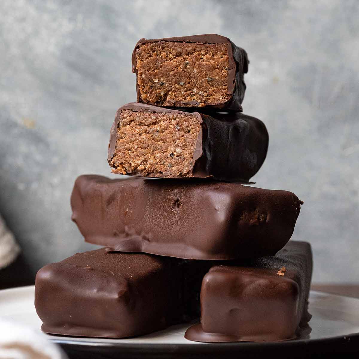 Healthy protein bars without protein powder (no bake)