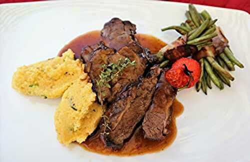 Roast Lamb with Garlic Gravy