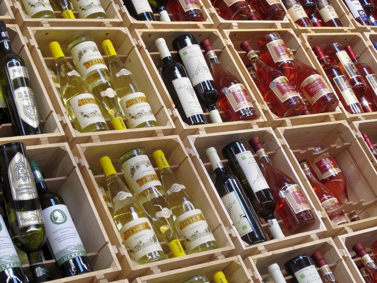 Which Wine to Serve with Seafood