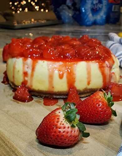 Instant Pot Cheesecake with Homemade Strawberry Sauce