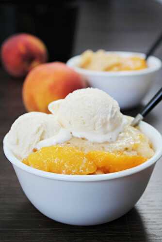 Slow Cooker Peach Cobbler