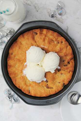 Air Fryer Pizookie with Hershey's Kisses