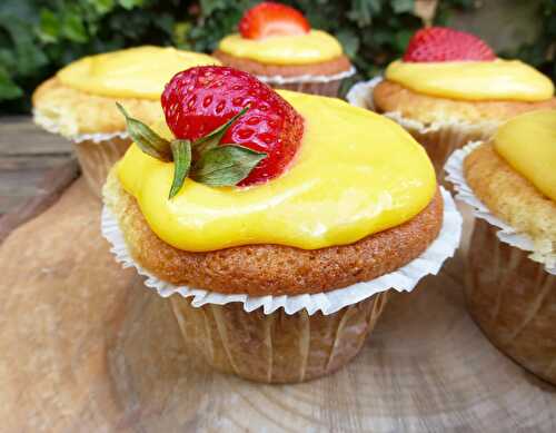 Lemon Curd and Elderflower Cupcakes