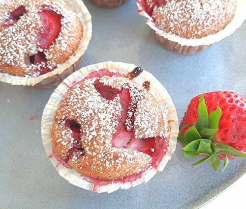 Wholemeal Spelt Strawberry Muffins