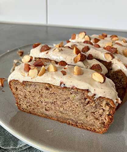 Banana Bread with Cream Cheese and Maple Syrup Frosting