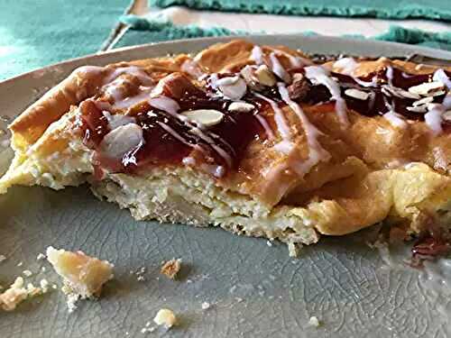 Bread Baking Babes celebrate with Kringle