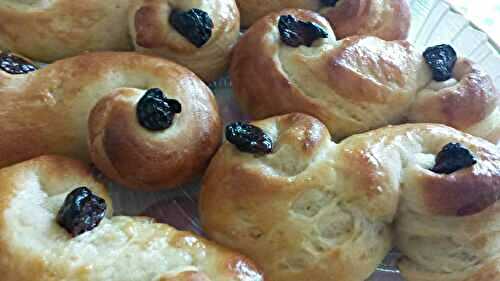Bread Baking Babes get festive: Lussekatter