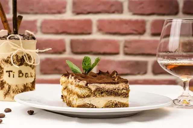 Coffee-flavored Tiramisu Dessert