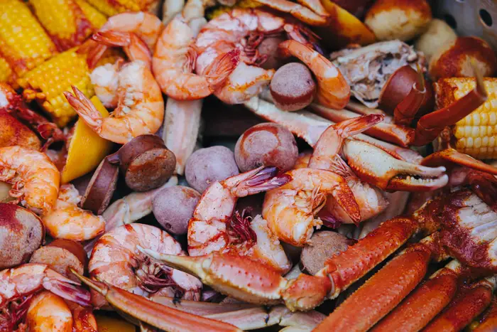 How can you prepare a seafood boil? 