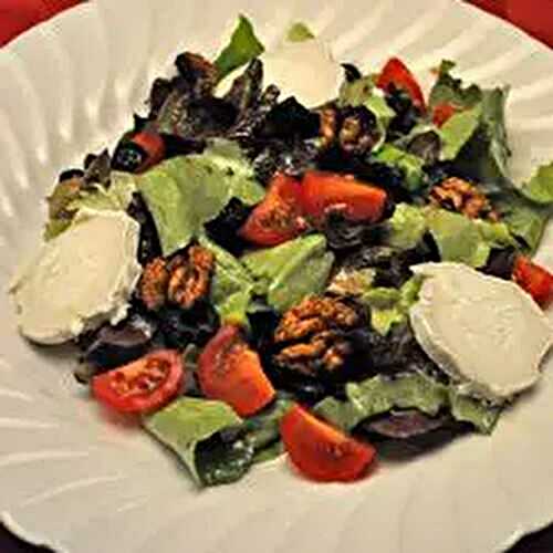 Lettuce with Goat Cheese, Walnuts