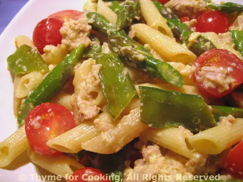 Pasta Primavera with Tuna; play nice with your phone!