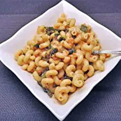 Pasta with Fresh Tomato Sauce