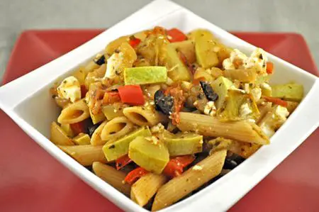 Pasta with Zucchini, Tomatoes and Feta
