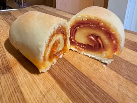 Pepperoni Rolls - Bread Baking Babes are spicy!