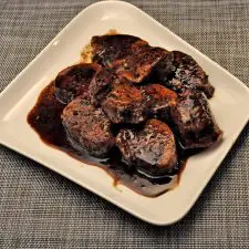 Pork Medallions, Balsamic Glazed