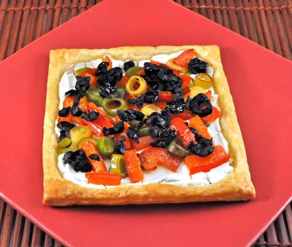 Red Pepper and Olive Mini Pizzas; help, please