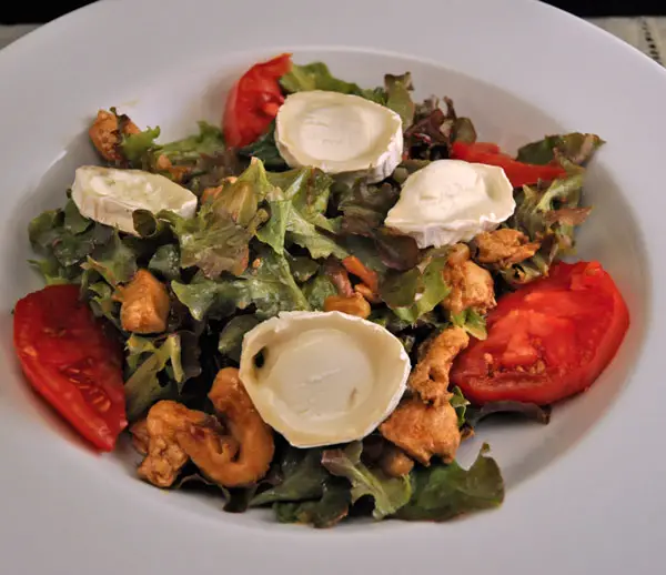 Salad with Sautéed Turkey and Warm Goat Cheese; technical glitch