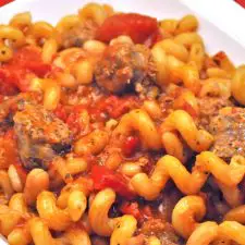 Sausage, Tomato, & White Bean Pasta