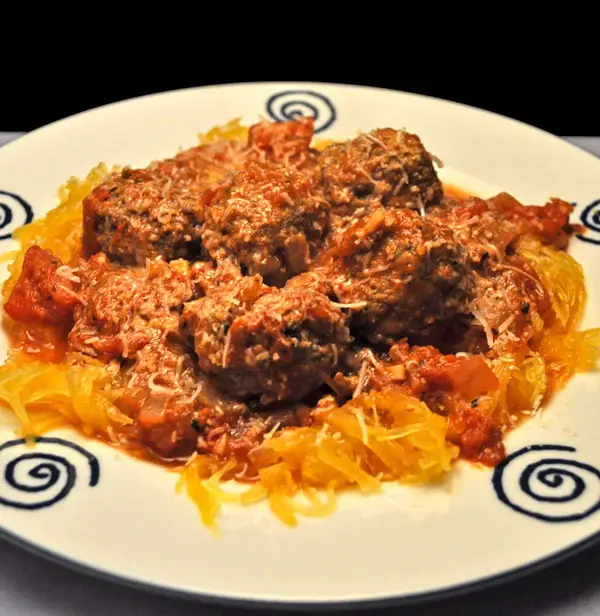 Spaghetti Squash and Meatballs