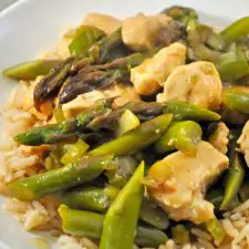 Stir-Fried Chicken & Asparagus