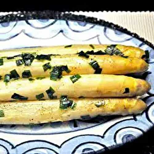 White Asparagus, Butter & Chives