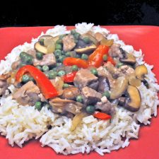 Stir-Fried Pork with Peas & Mushrooms