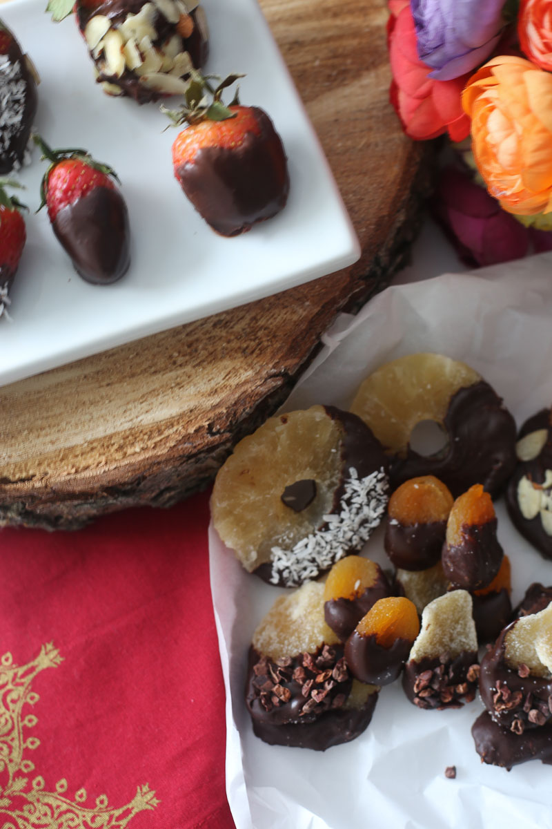 Chocolate-dressed Strawberries