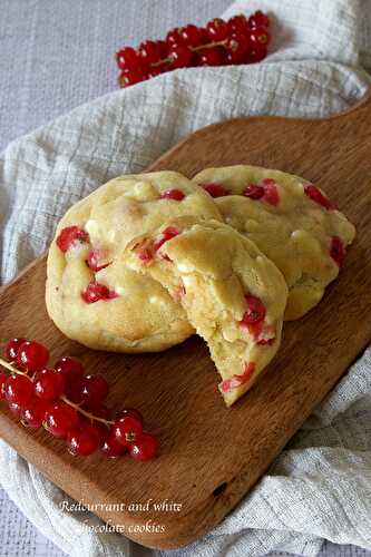 Redcurrant and white chocolate cookies