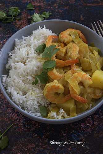 Shrimp yellow curry