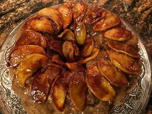 Caramel-Glazed Apple Cake