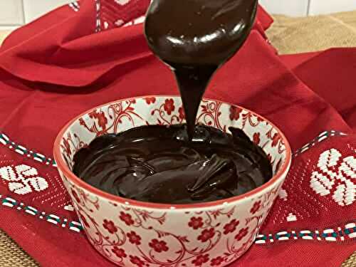 Homemade Dark Chocolate Sauce