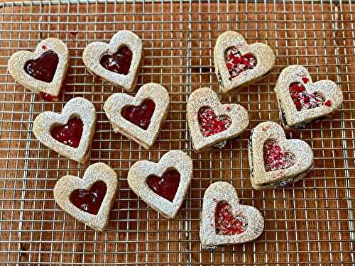 Valentine’s Linzer Cookies