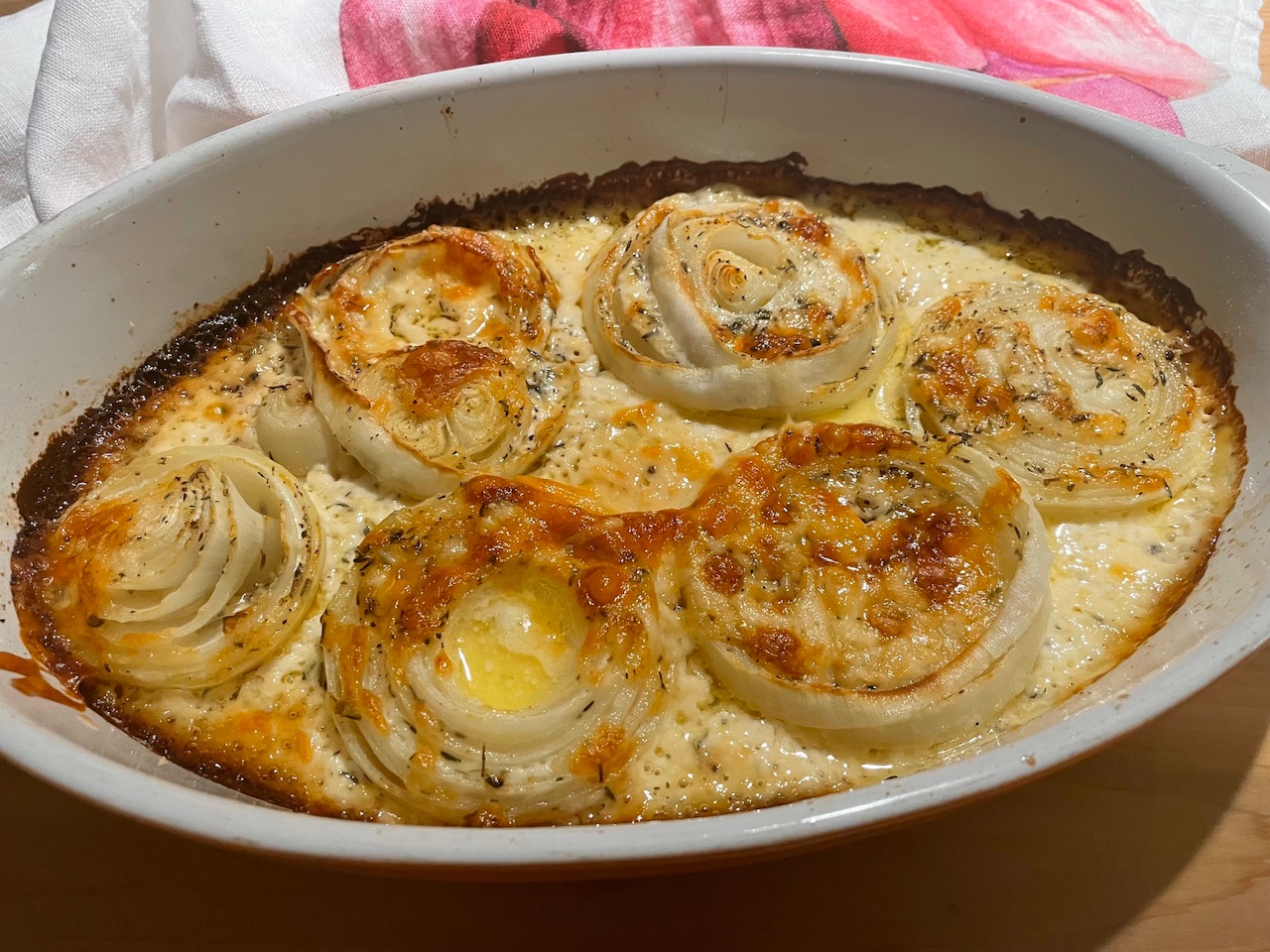 Cheesy Baked Onions