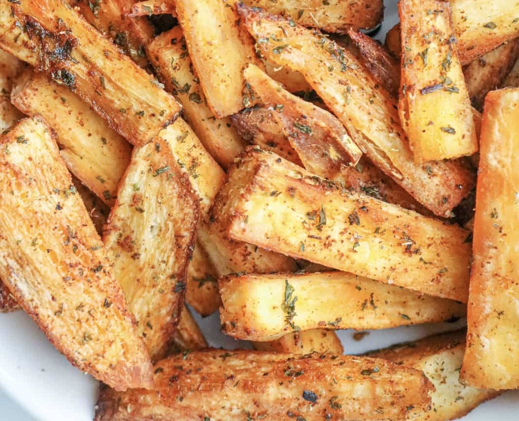 Crispy Baked Yuca Fries