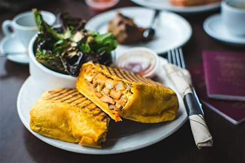 Best Breakfast Burrito Recipe | Easy Mexican Breakfast Idea