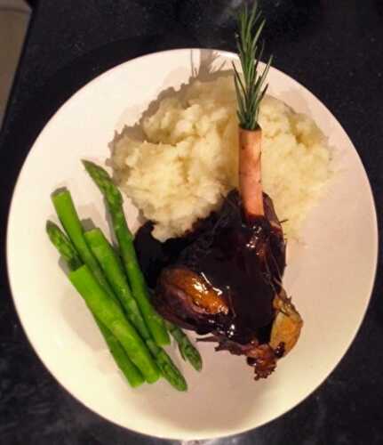 Braised Lamb Shanks in Red Wine Sauce | Lamb Shanks with Red Wine