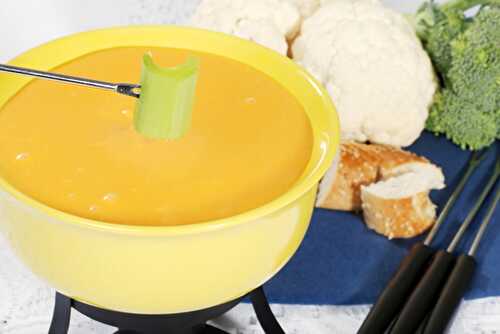 Cheese Fondue | The Traditional Cheese Based Dish from Switzerland