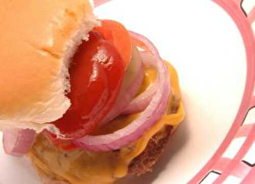 Cheeseburger Tips | How to Make the Ultimate Juicy Cheeseburger