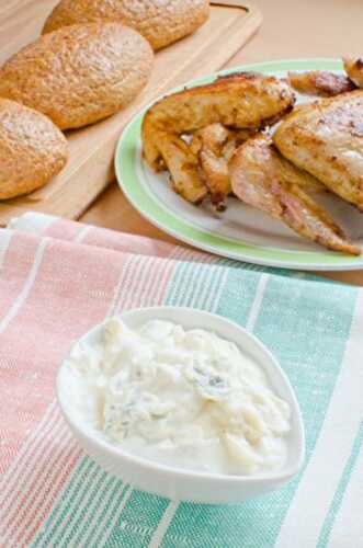 Creamy Blue Cheese Dip | Best Easy Blue Cheese Dipping Sauce