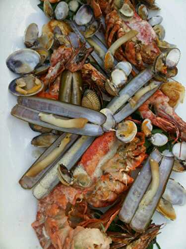 Fruits de Mer Recipe - Exquisite Fresh Raw and Cooked Seafood Platter