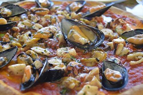 Grilled Seafood Pizza | How to Make Pizza with Seafood and Shellfish